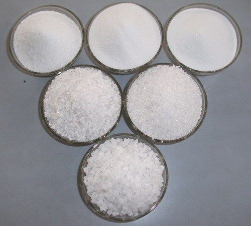 Quartz grades — lumps, grits and powder